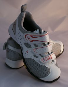 Tretry MTB  L/01-W dmsk , White/red